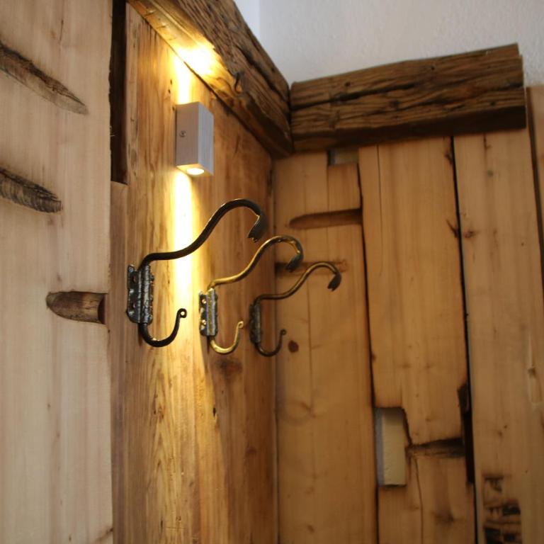 Gasthof zum Löwen - Doppelzimmer mit Balkon - 11