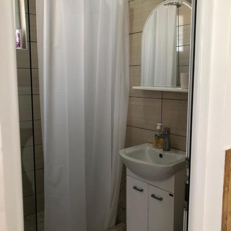 Demiri Rr - Apartment - 2