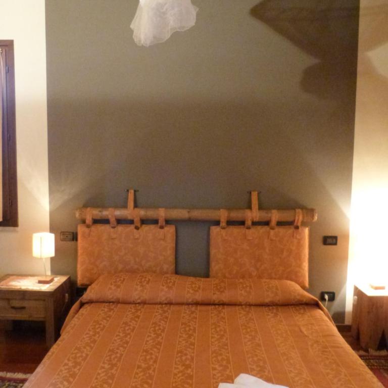 Locanda Da Vittorio - Camera Matrimoniale/Doppia con Letti Singoli - 3