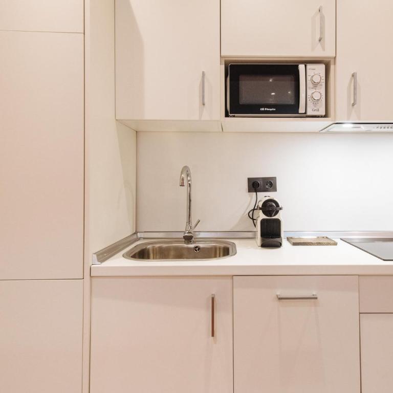 Suites Triana Sevilla Apartments - Apartamento Estudio - 12