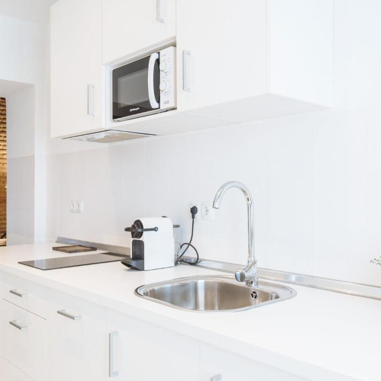 Suites Triana Sevilla Apartments - Apartamento de 2 dormitorios - 9