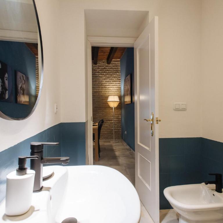 Suites Triana Sevilla Apartments - Apartamento de 2 dormitorios - 5