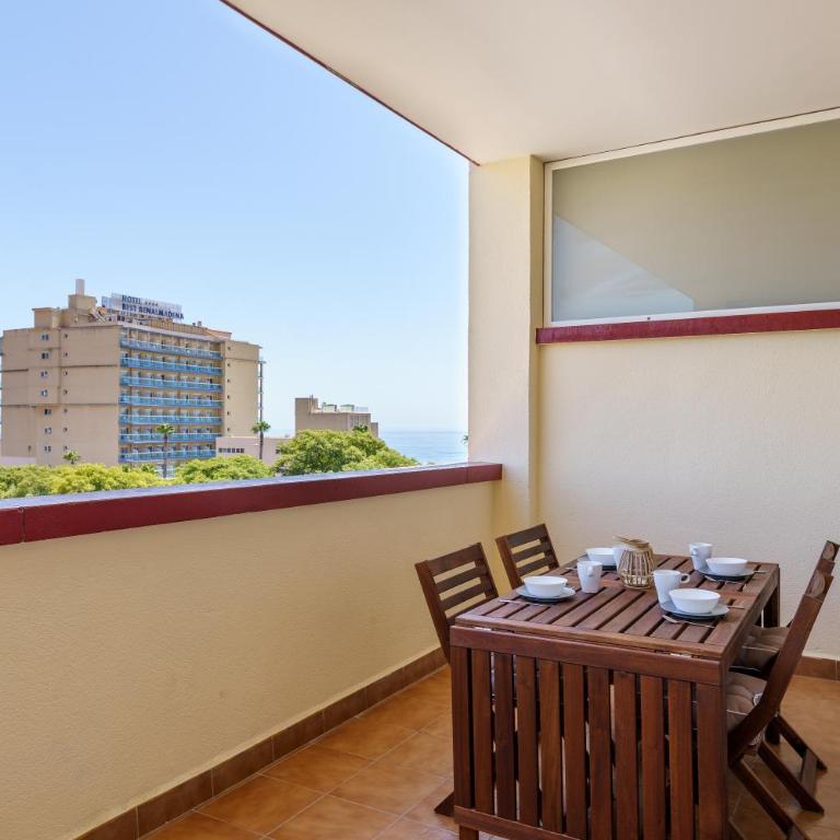 Chic Beachfront Flat with Amazing Sea Views and Private Indoor Parking - Apartment with Sea View - 33