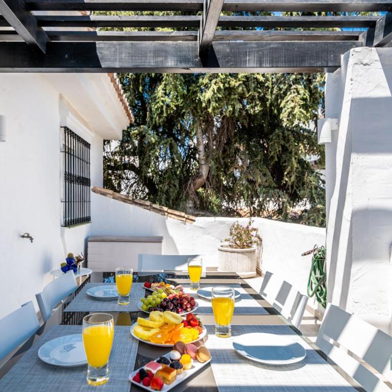 Top renovated penthouse in Los Naranjos - Two-Bedroom Apartment - 23