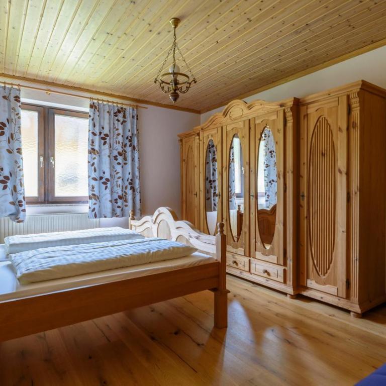 Hotel Landhaus Ausswinkl - Familienzimmer - 1