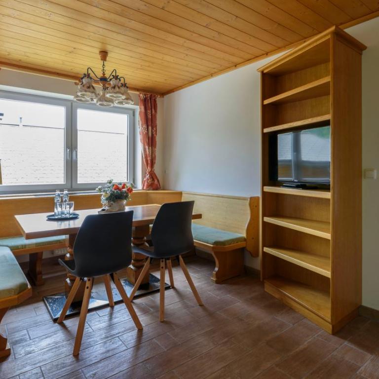 Hotel Landhaus Ausswinkl - Apartment mit 2 Schlafzimmern - 4