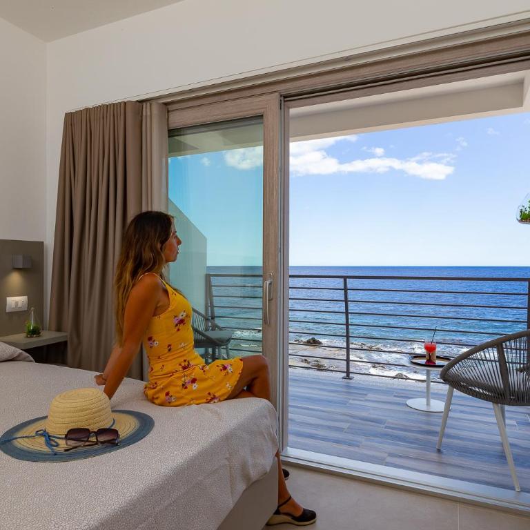 Hotel Caramare - Camera Superior Matrimoniale/Doppia con Letti Singoli con Vista Mare - 4