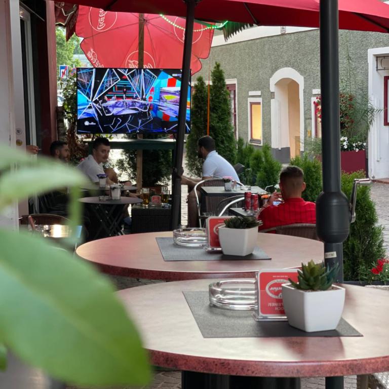 HOSTEL LOVELY ROOMS CITY CENTER, shared Bathroom - Economy Quadruple Room with Shared Bathroom - 15