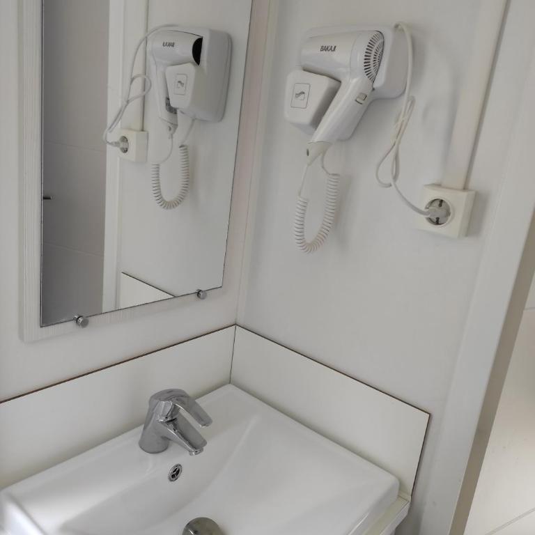 MOBIL HOME 6 personnes TOUT CONFORT - Maison 2 Chambres - 10