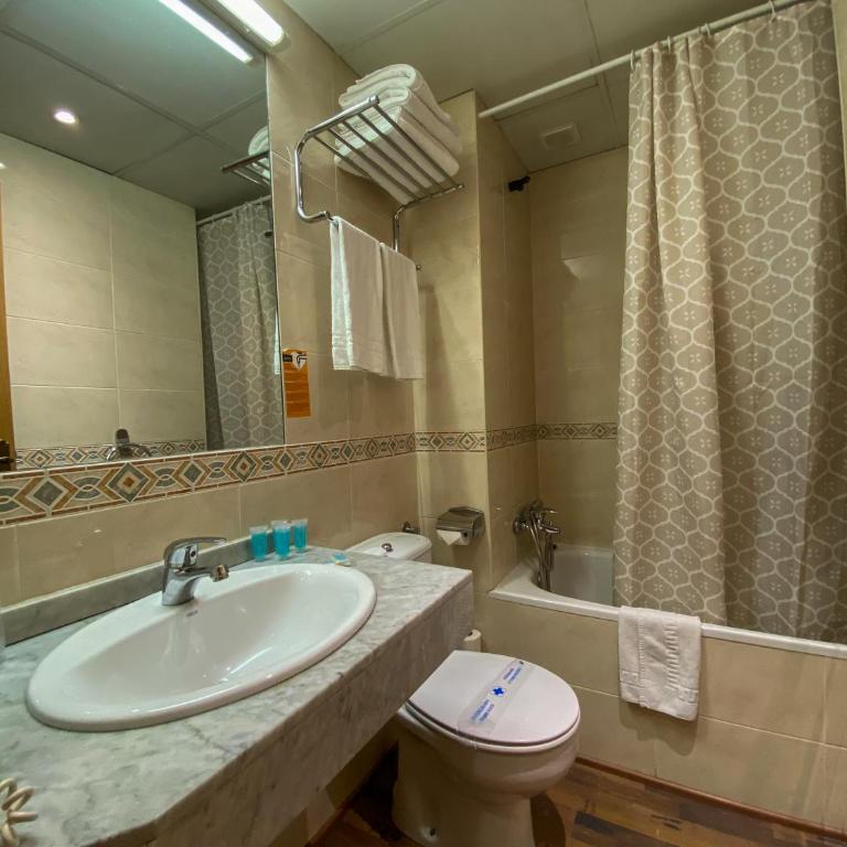 Somriu Hotel Vall Ski - Standard Room - 14