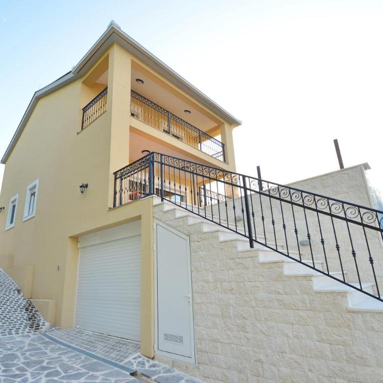 Leut Stone Residence - Villa with Sea View - 17