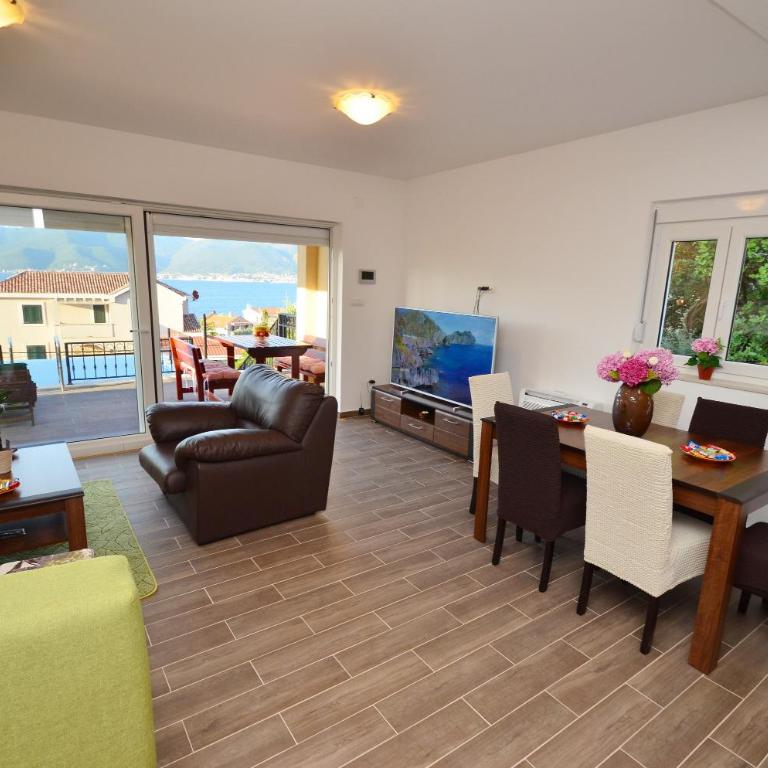Leut Stone Residence - Villa with Sea View - 5