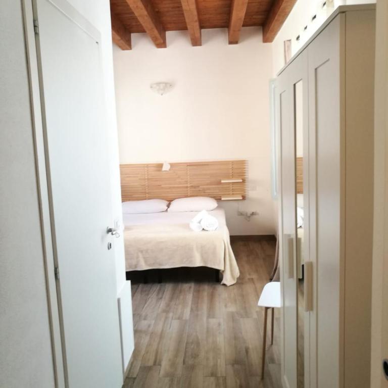 Casa dei Talenti - Double or Twin Room with Private Bathroom - 2