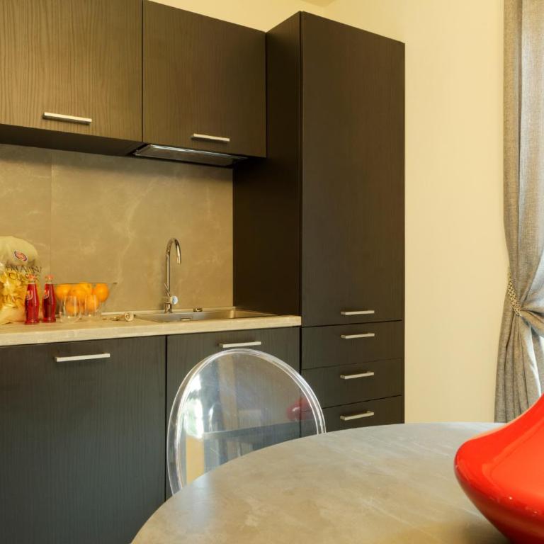 RED RIBBON - One-Bedroom House - 8