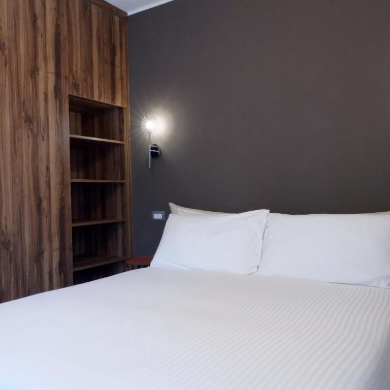 RED RIBBON - One-Bedroom House - 10