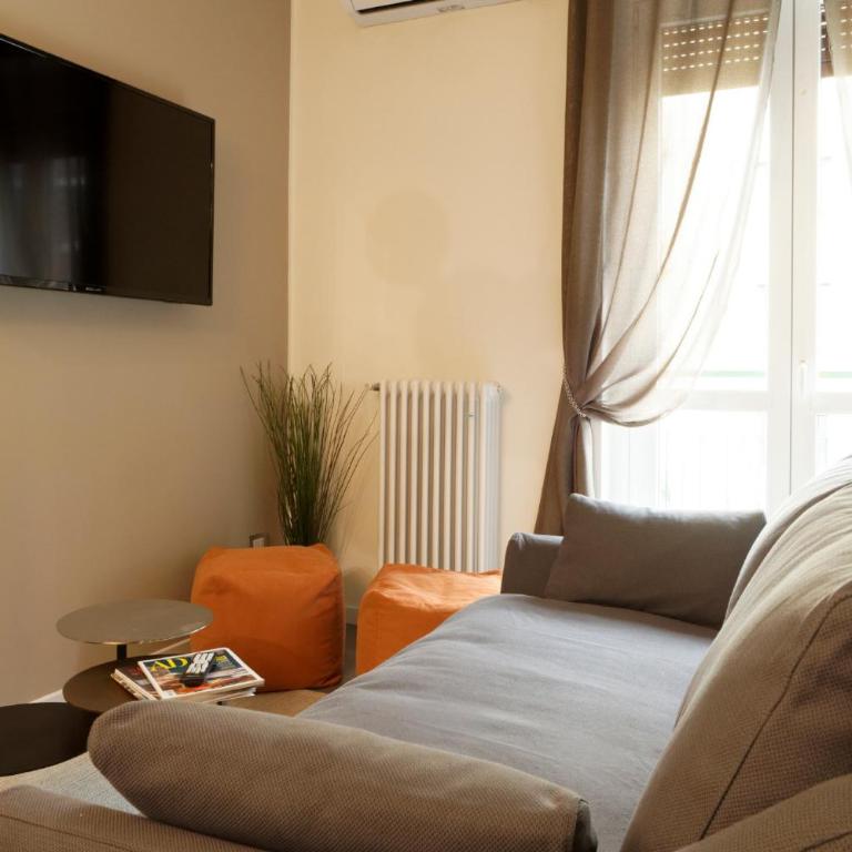 RED RIBBON - One-Bedroom House - 2
