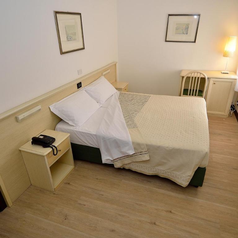 Hotel San Giuliano - Camera Matrimoniale Economy - 1