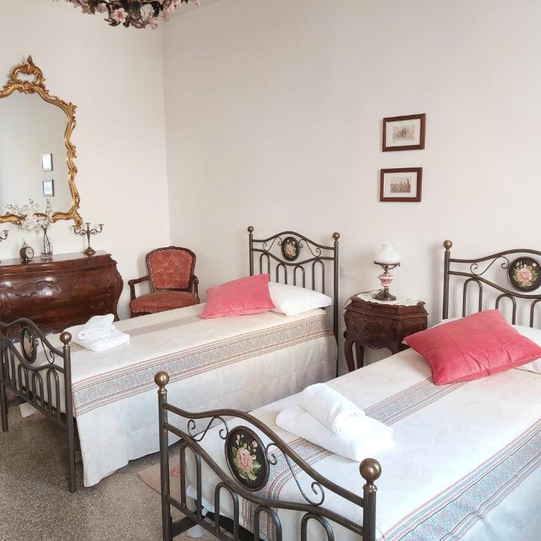 Biennale Apartments Venice - Three-Bedroom Apartment - 22
