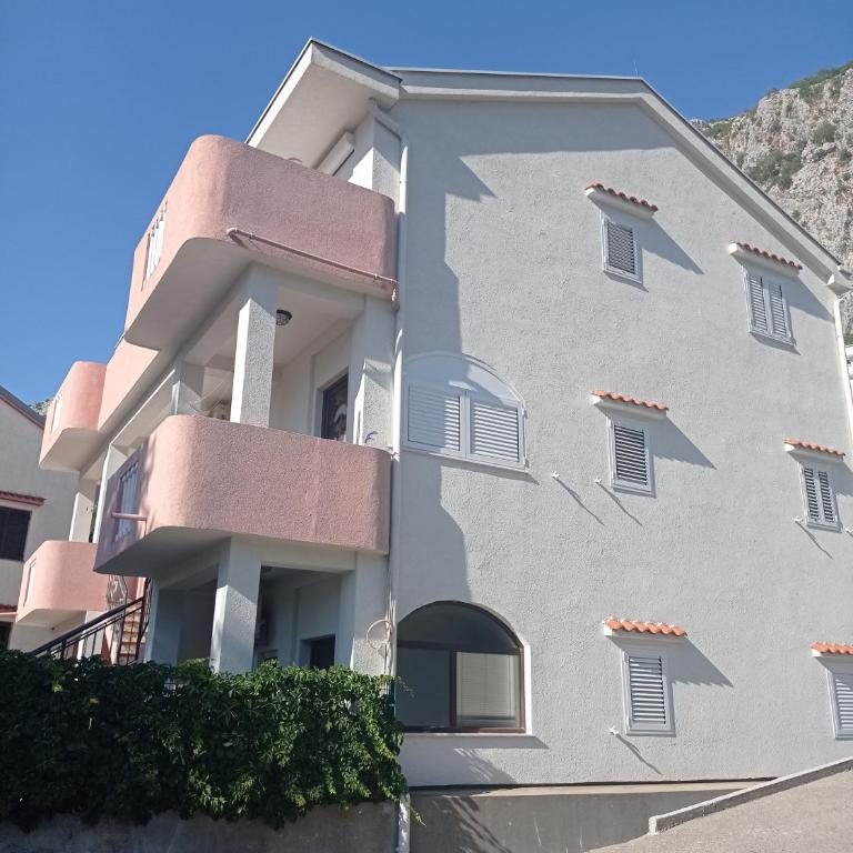 Apartments Dakovic M - One-Bedroom Apartment with Balcony and Sea View - 2