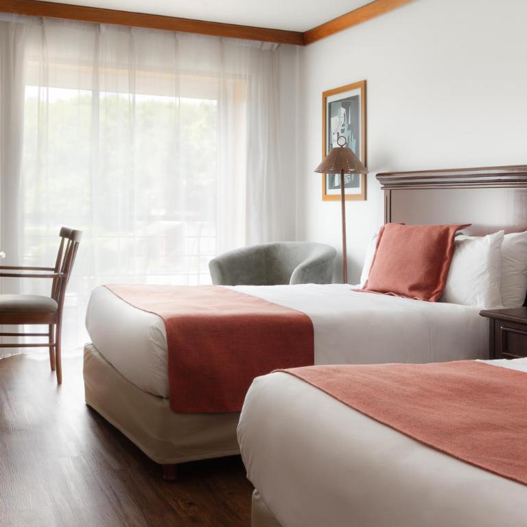 Radisson Hotel Colonia del Sacramento - Habitación Doble con 2 camas dobles y vistas al río - 2