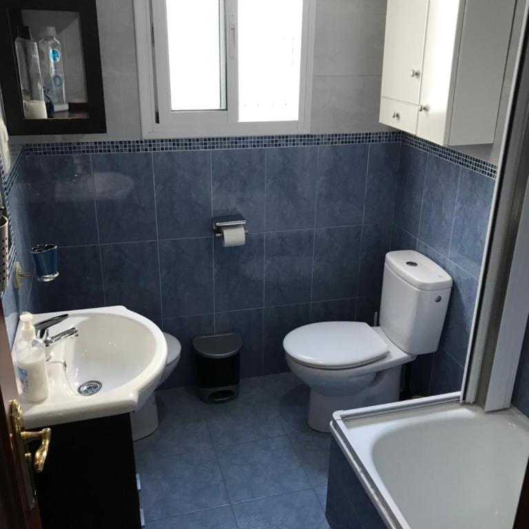 Apartamento Entre el Falla y la Caleta - Apartamento de 2 dormitorios - 55