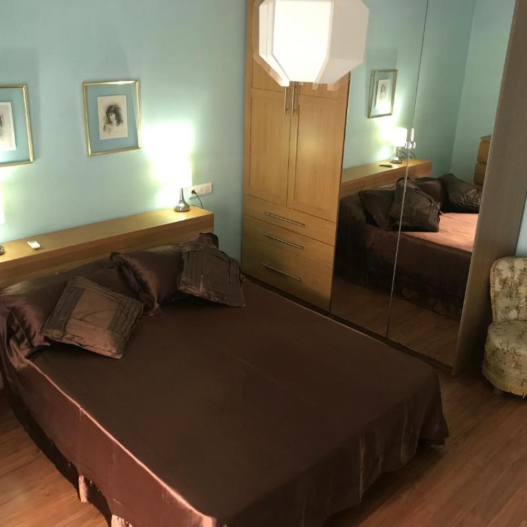 Apartamento Entre el Falla y la Caleta - Apartamento de 2 dormitorios - 28