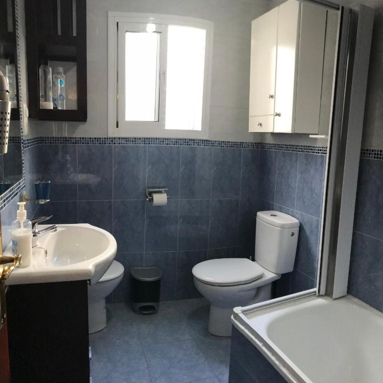Apartamento Entre el Falla y la Caleta - Apartamento de 2 dormitorios - 51