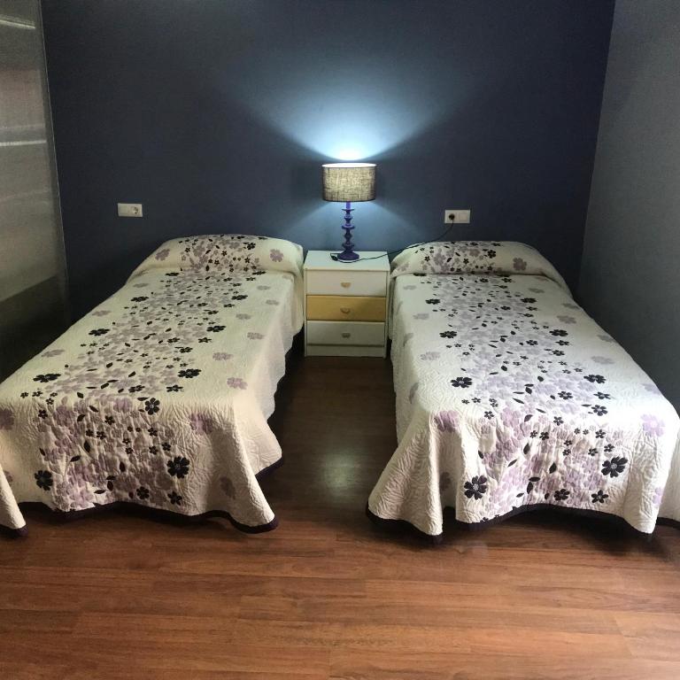 Apartamento Entre el Falla y la Caleta - Apartamento de 2 dormitorios - 35