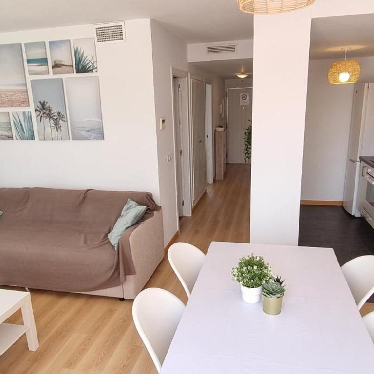 Apartamentos Paraíso Vera Playa, Ático Alborada con solárium grande privado, a pie de playa, WIFI - Apartamento de 2 dormitorios - 22