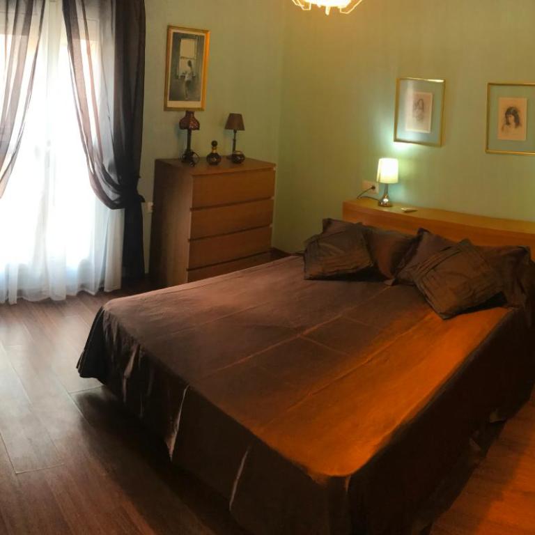 Apartamento Entre el Falla y la Caleta - Apartamento de 2 dormitorios - 66