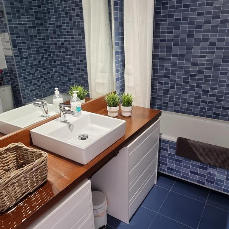 Apartamentos Paraíso Vera Playa, Ático Alborada con solárium grande privado, a pie de playa, WIFI - Apartamento de 2 dormitorios - 33