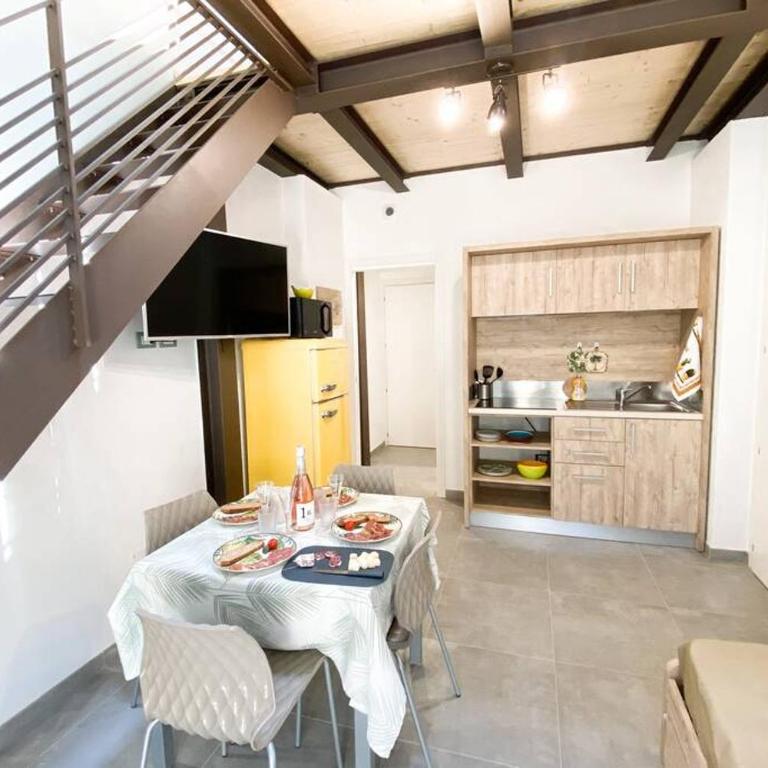 New Agriloft 4 Palms clima, giardino e Wi-Fi a 50 mt dal mare - Apartamento de 1 dormitorio - 2