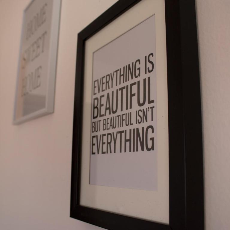 MD Apartments - One-Bedroom Apartment - 9