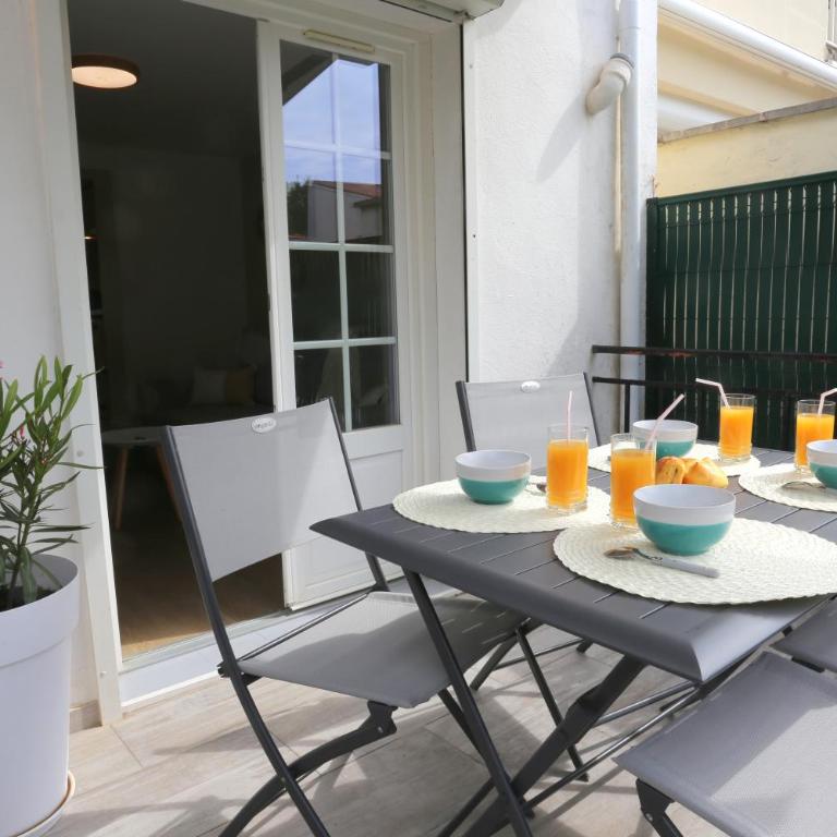 T2 avec terrasse / 10mn grande plage - Appartement 1 Chambre - 12