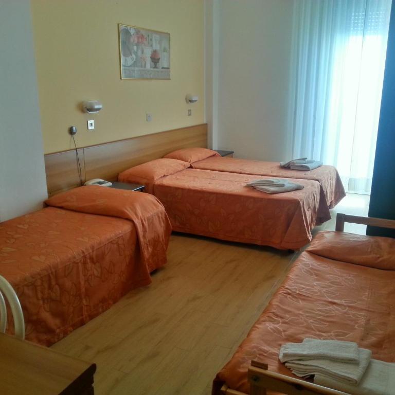 Hotel Sara - Camera Quadrupla - 1