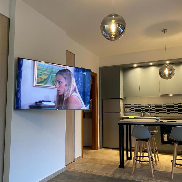 Bitcoin and Ethereum Deluxe Apartments - Two-Bedroom Apartment - 22