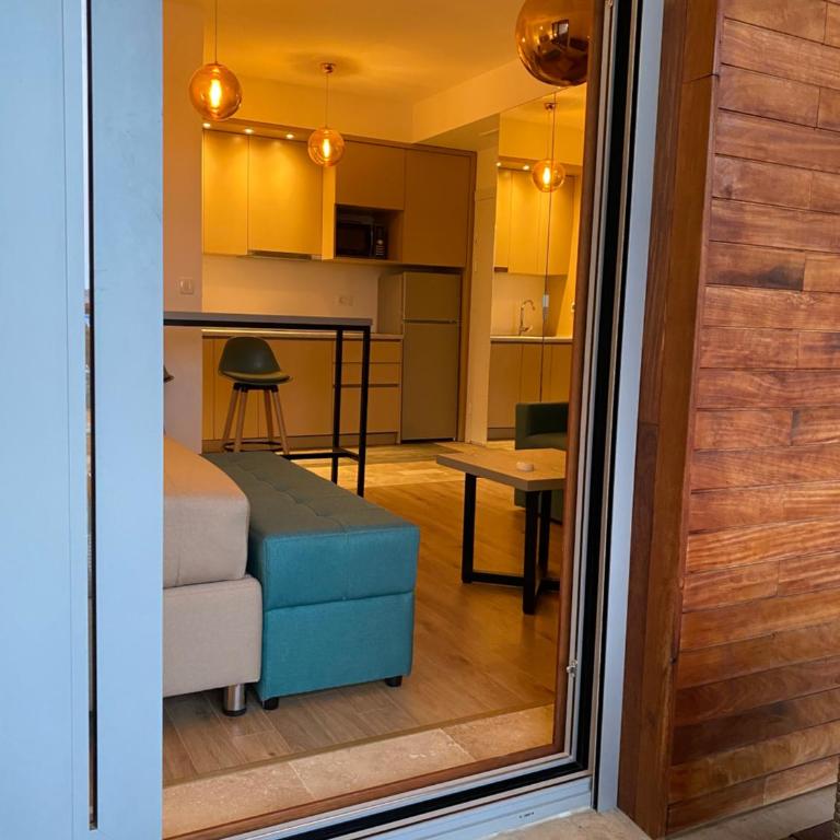 Bitcoin and Ethereum Deluxe Apartments - Studio Apartment - 16
