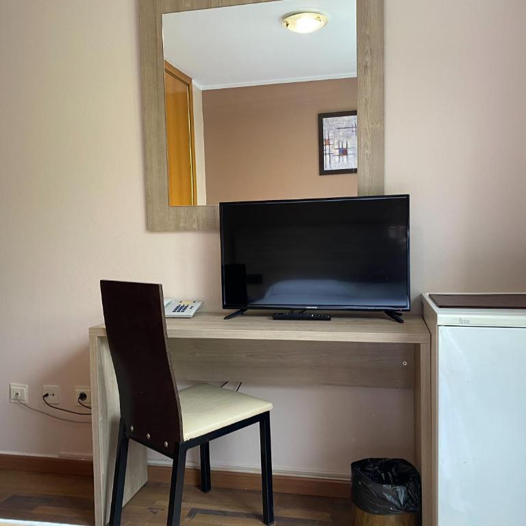 Somriu Hotel Vall Ski - Standard Room - 9