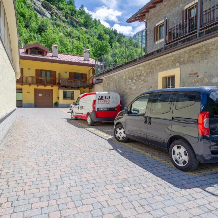 CHALET PONTAL 6 - Relax e vista sulle montagne - COUR 0143 - Appartamento con 2 Camere da Letto - 24
