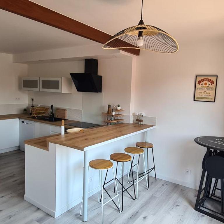Agréable maison en duplex dans un quartier calme - Maison 5 Chambres - 2