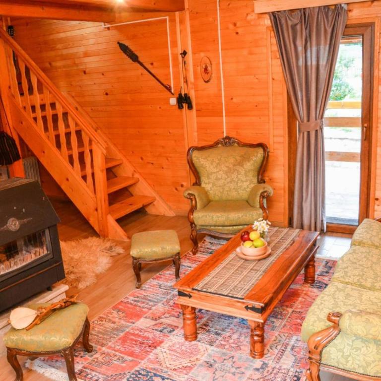 Guesthouse MG - Three-Bedroom House - 14