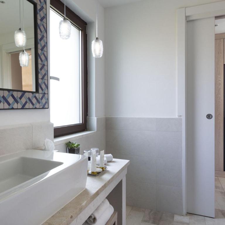 Baglioni Resort Sardinia - The Leading Hotels of the World - Camera Matrimoniale Superior - 5