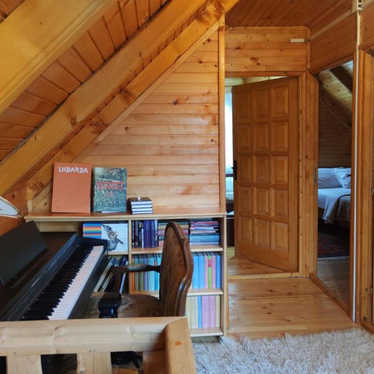 Guesthouse MG - Three-Bedroom House - 25
