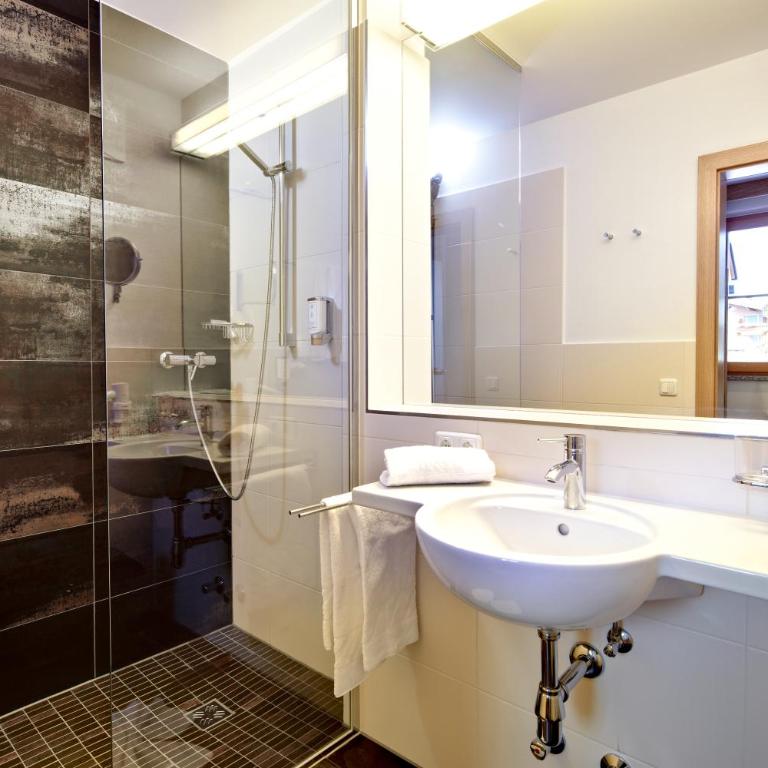 Romantikhotel Zell am See - Superior Doppelzimmer - 3