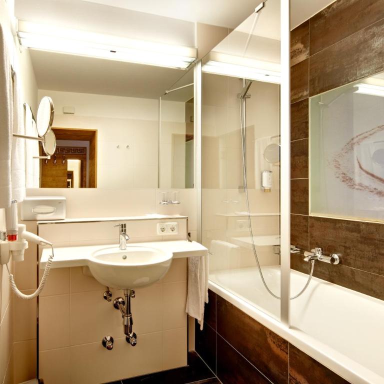Romantikhotel Zell am See - Superior Doppelzimmer - 1
