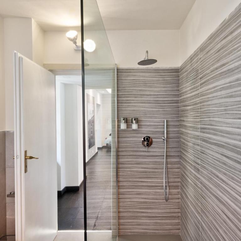 ACADAMIS - GARIBALDI 9 BIS - Piazza Castello - One-Bedroom Apartment - 24