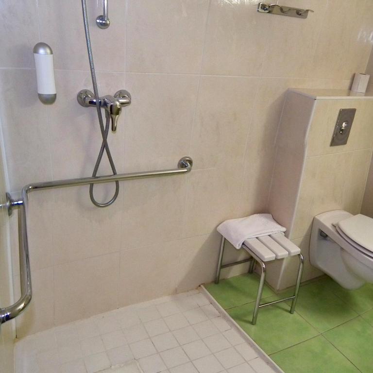 Hôtel des Pays Bas - Twin Room - 7