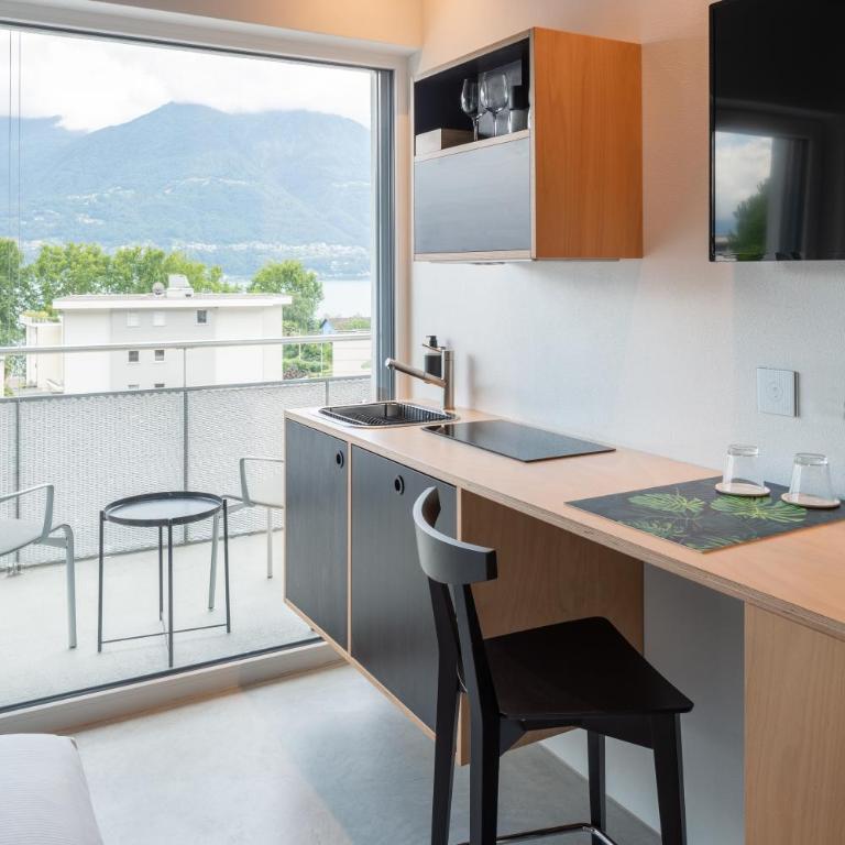 Riva Rooms & Studios - Check-In 24hr - Studio with Lake View and Balcony - 2
