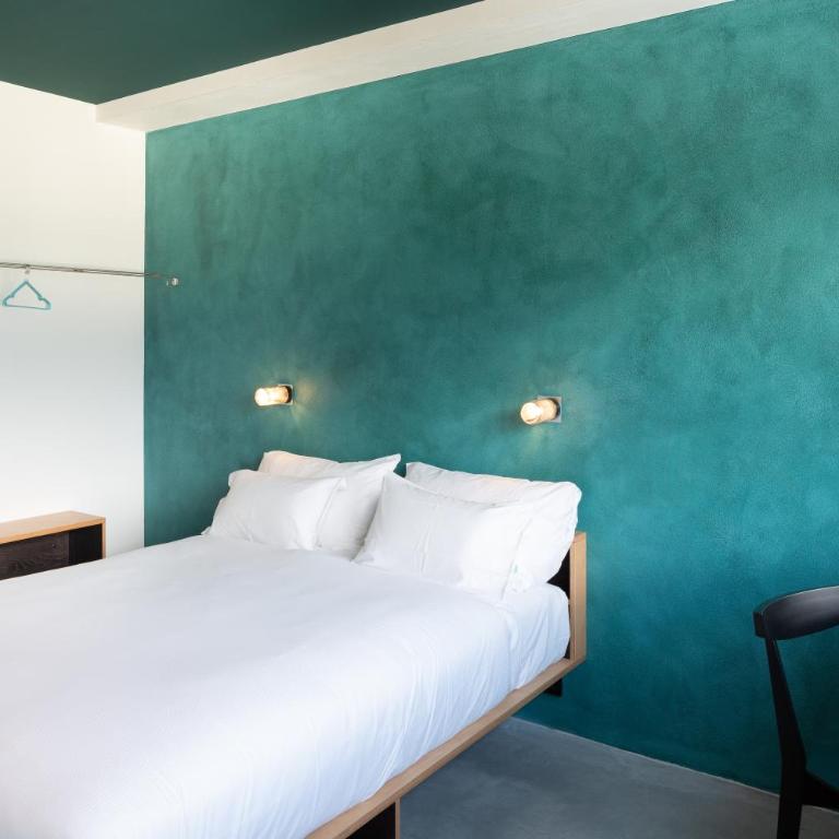 Riva Rooms & Studios - Check-In 24hr - Camera Matrimoniale/Doppia con Letti Singoli con Vista Lago. - 2