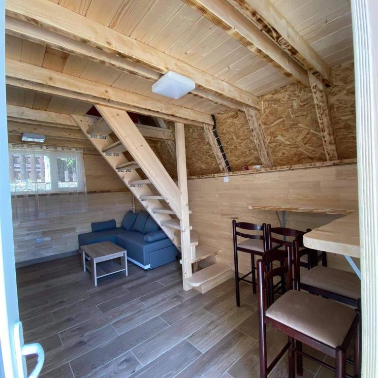 TARA BUNGALOV - One-Bedroom House - 4
